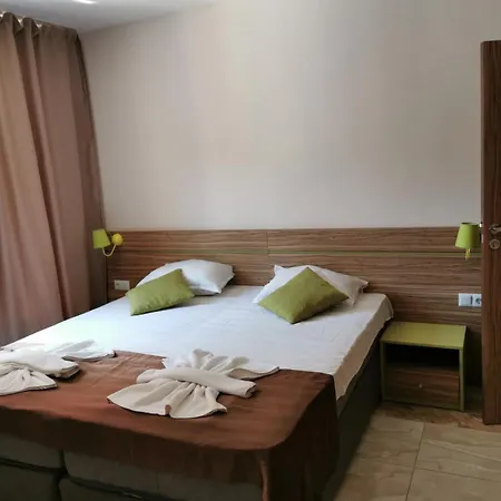 Dari House Apartment *